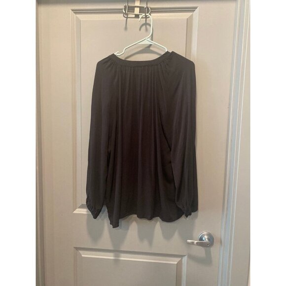 Old Navy XXL Black Button Front V-Neck Blouse - Picture 6 of 7